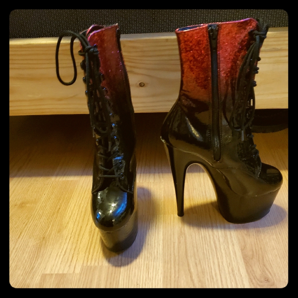 Adore 7"  pink/black ombre platforms Size 6